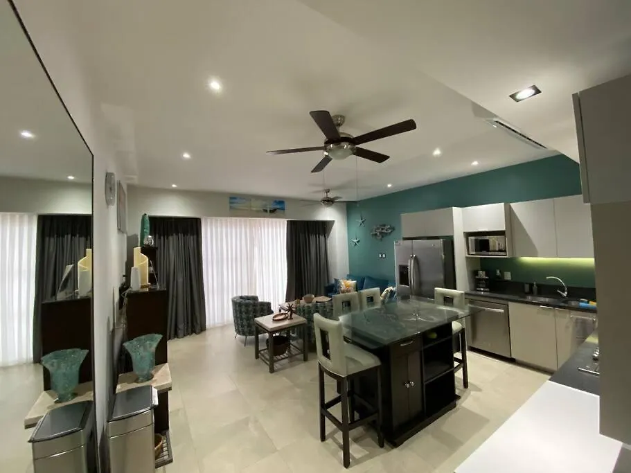 Appartement 1Bedroom 2Balconies Plus Unique Bar Street View Condo In Pavilion Puerto Vallarta