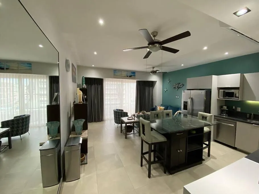 Appartamento 1Bedroom 2Balconies Plus Unique Bar Street View Condo In Pavilion Puerto Vallarta